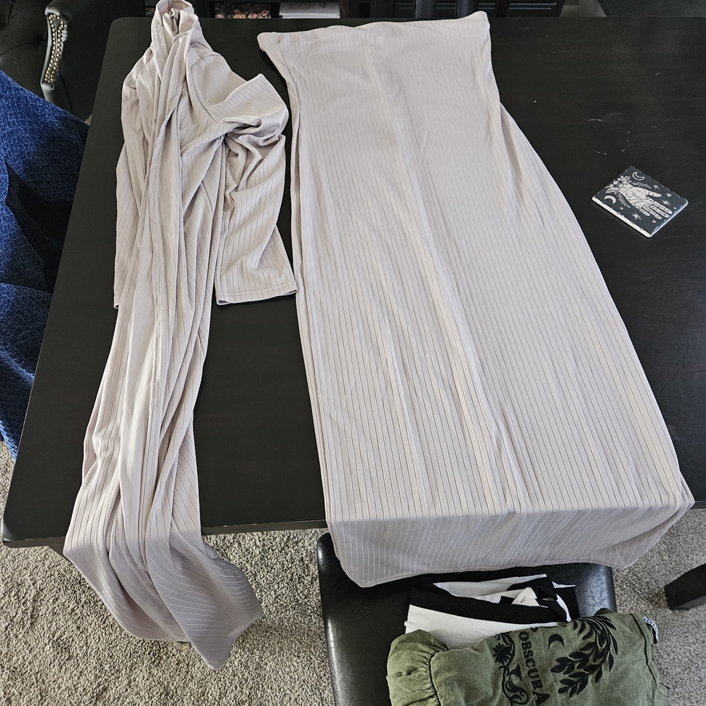 Elegant Beige Ribbed Dress with Matching Shawl